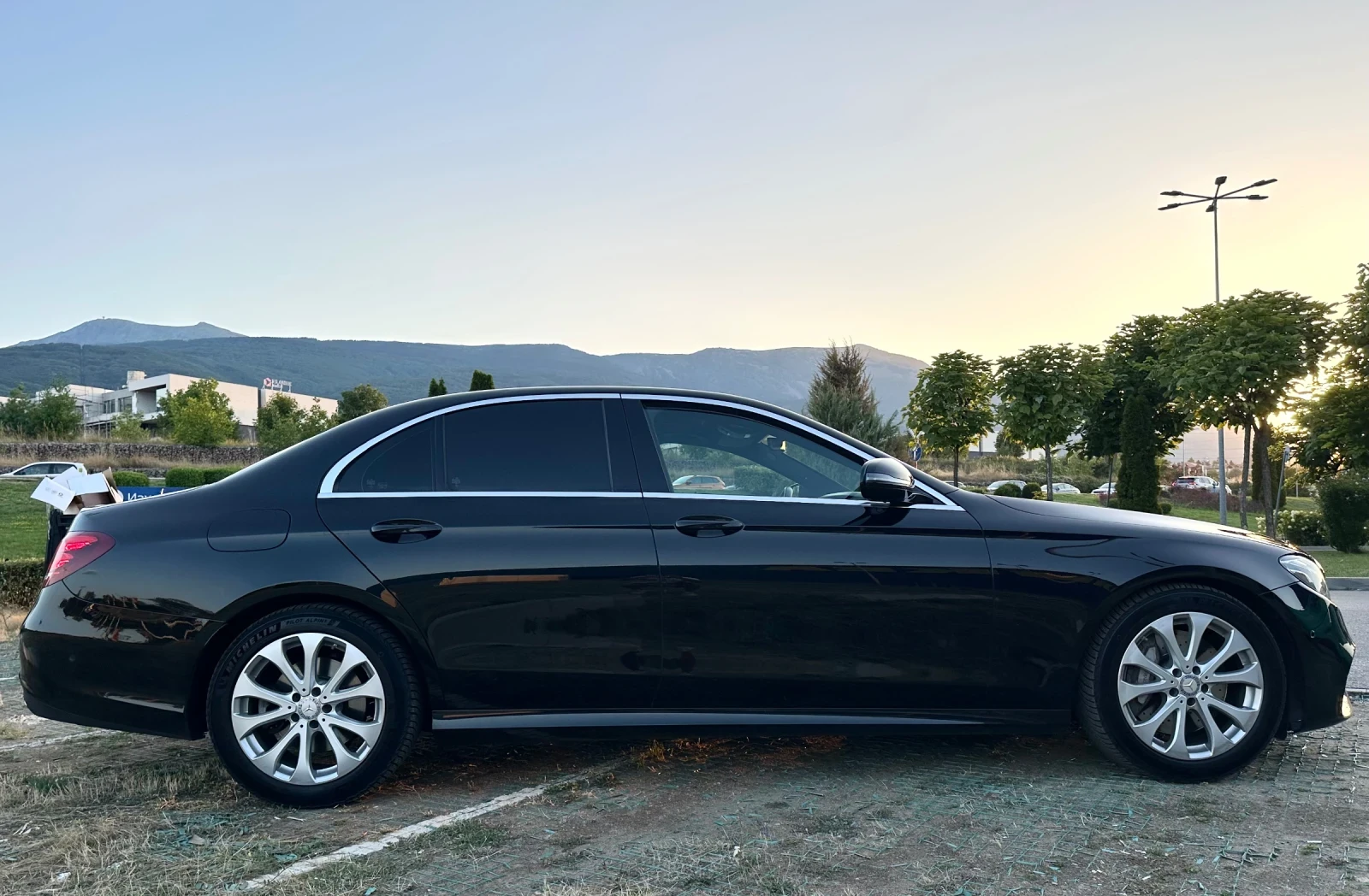 Mercedes-Benz E 350 AMG/BURMESTER/DIGITAL/BLIND/GERMANY - изображение 7