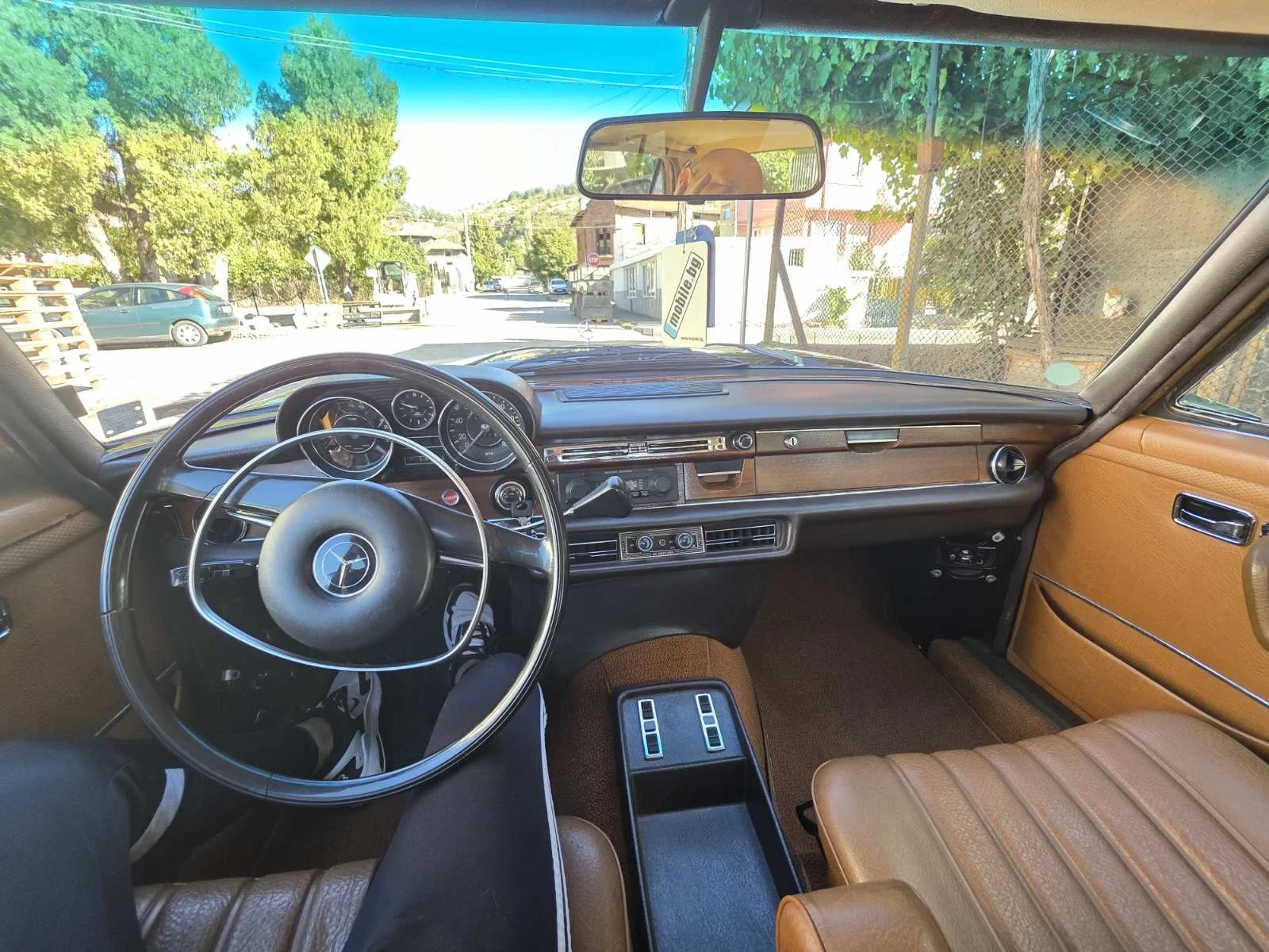 Mercedes-Benz 450 V8 w108 - изображение 7