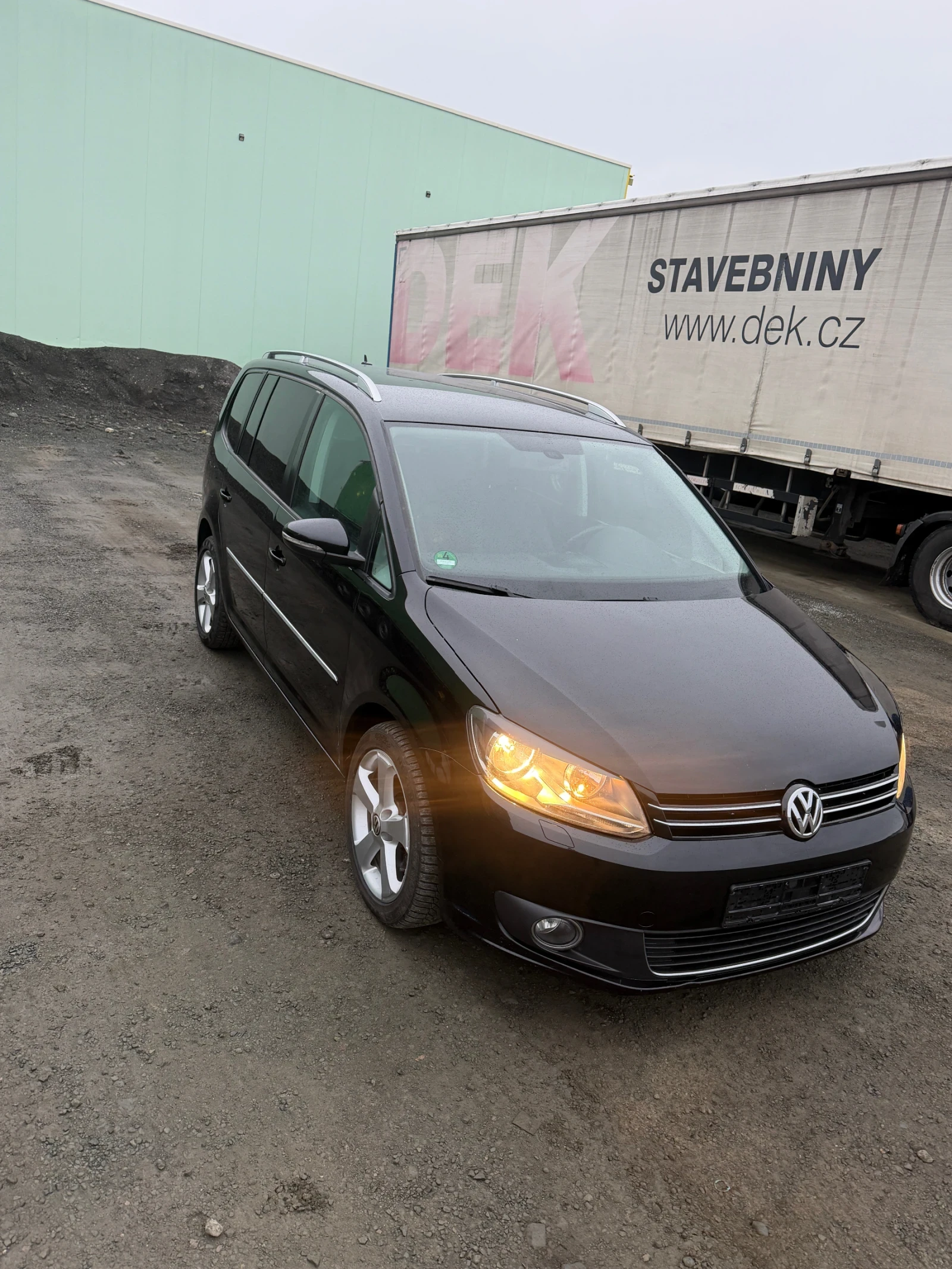 VW Touran 2.0 TDI 7 ������ | Mobile.bg � ����������� 2
