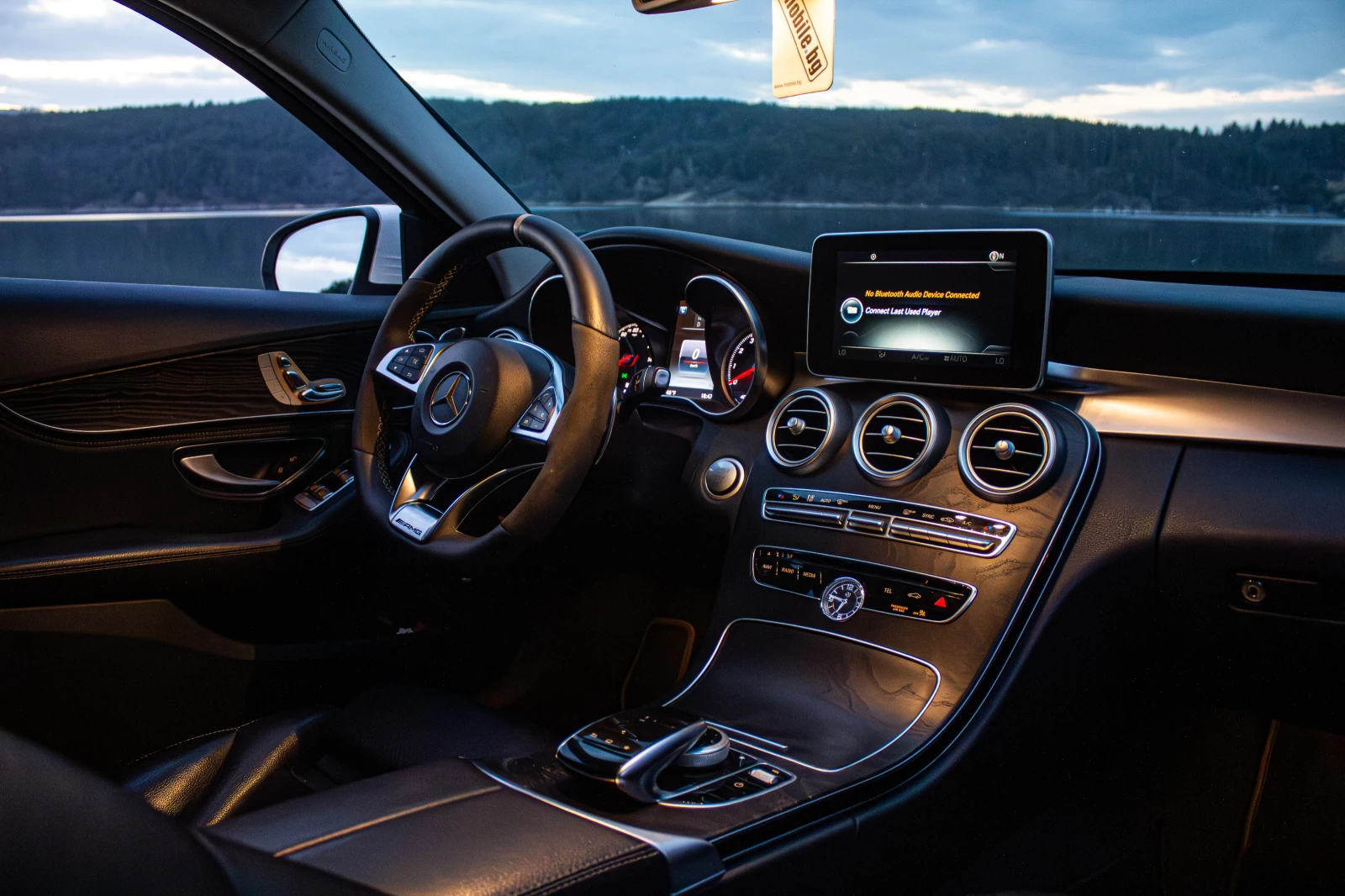 Mercedes-Benz C 300 * AMG ВОЛАН С АЛКАНТАРА*  РЕАЛНИ 100 000КМ, снимка 9 - Автомобили и джипове - 52962105