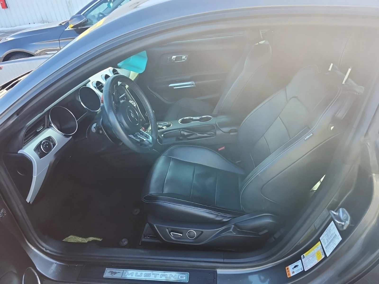 Ford Mustang GT * * ОБДУХВАНЕ * * АВТОМАТИК * * CARFAX * *  - изображение 7