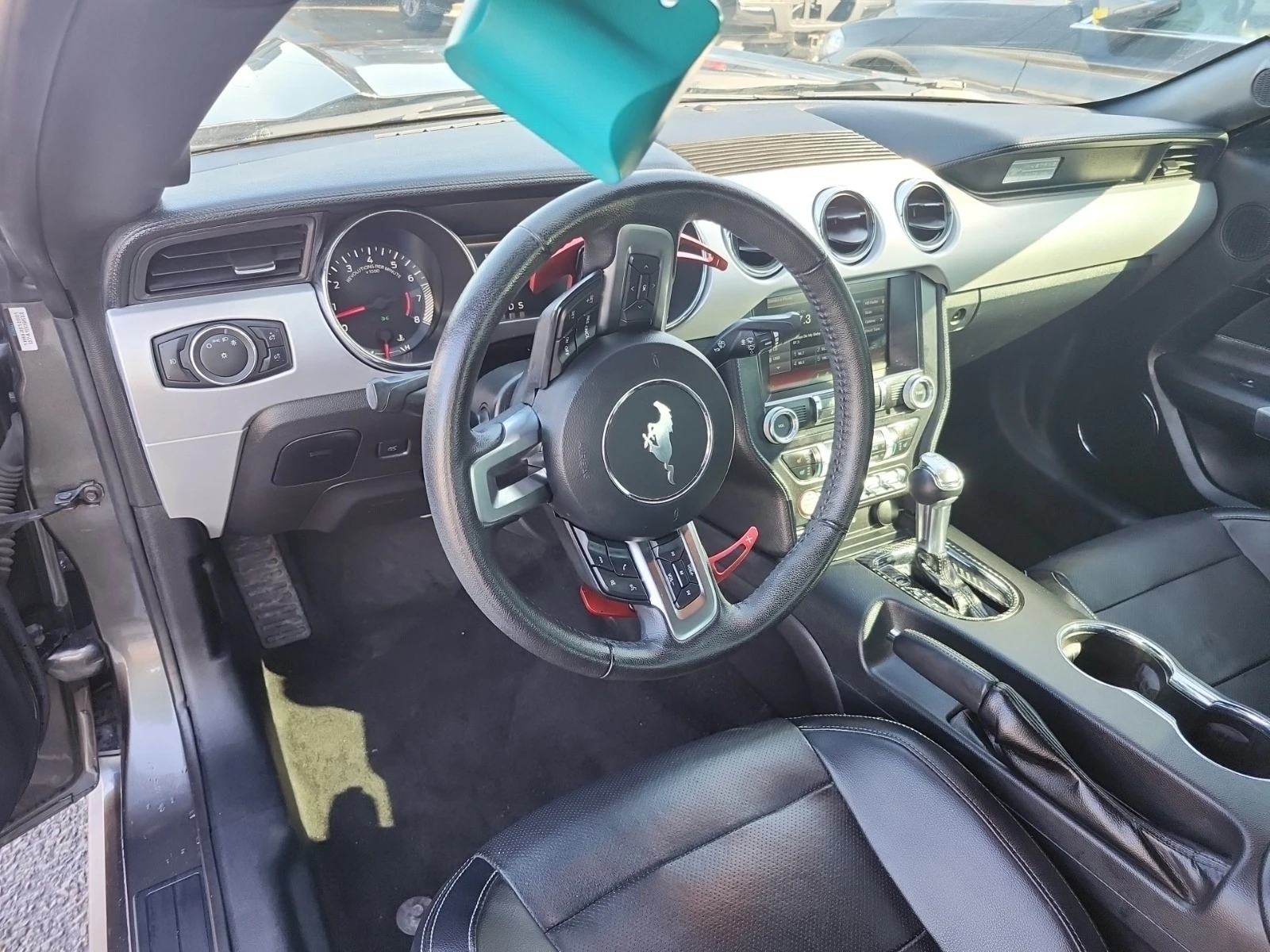 Ford Mustang GT * * ОБДУХВАНЕ * * АВТОМАТИК * * CARFAX * *  - изображение 8