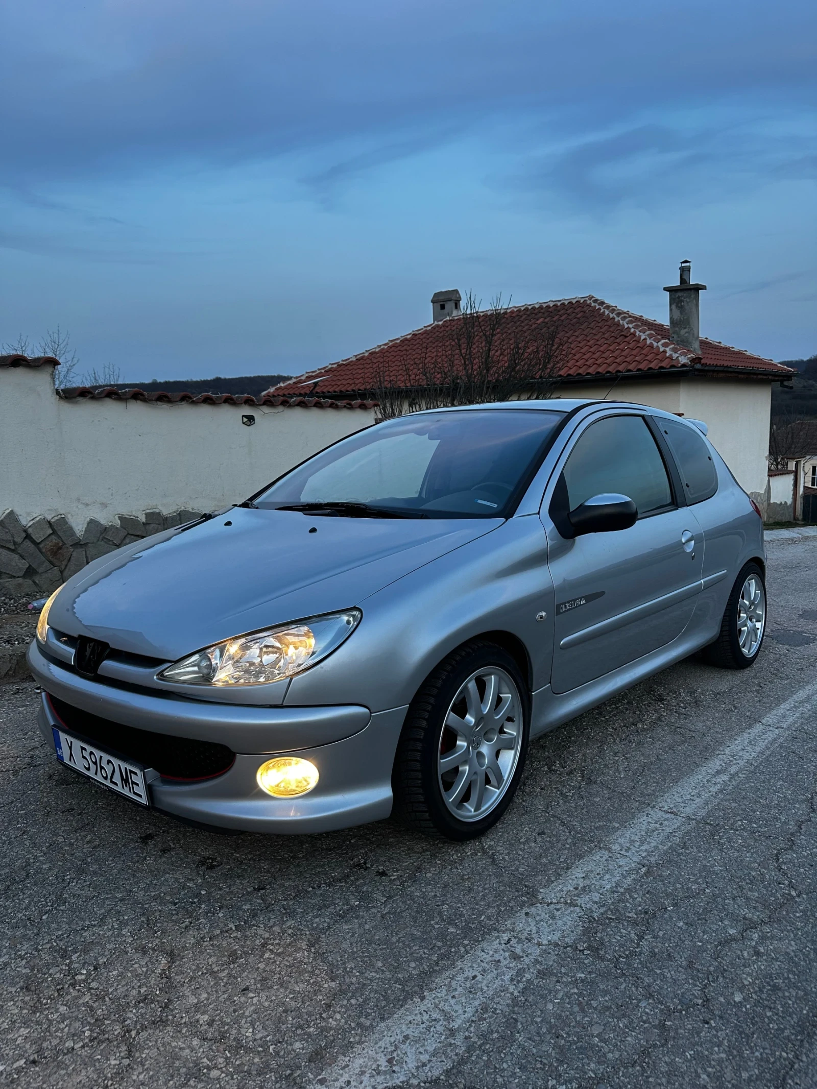Peugeot 206 1.6 16V, снимка 2 - Автомобили и джипове - 53712835