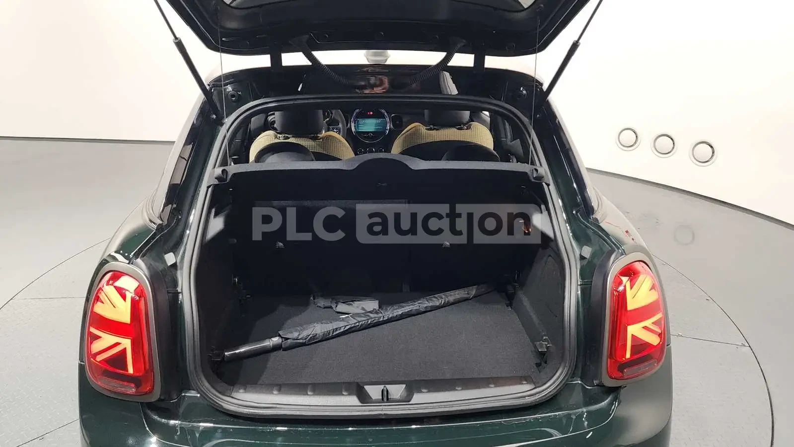 Mini Cooper s DIGITAL COCKPIT, снимка 14 - Автомобили и джипове - 53952563