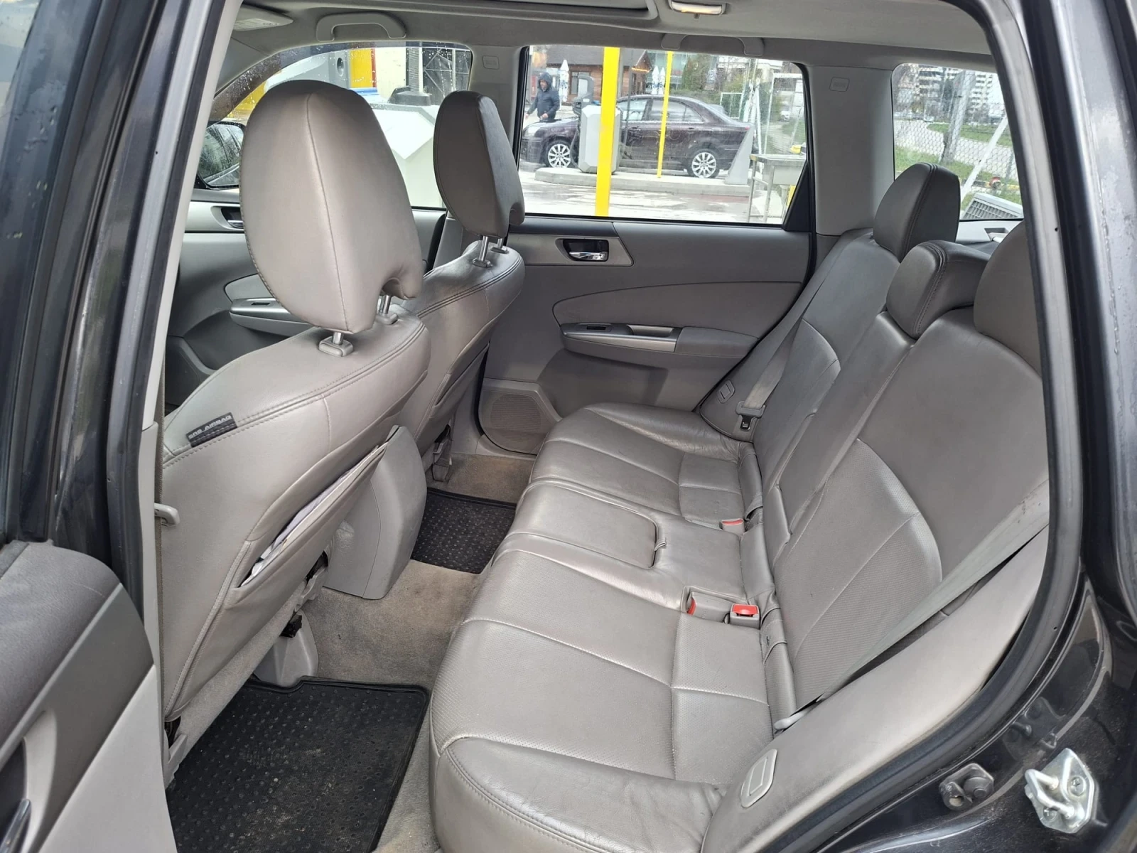 Subaru Forester, снимка 11 - Автомобили и джипове - 54166359