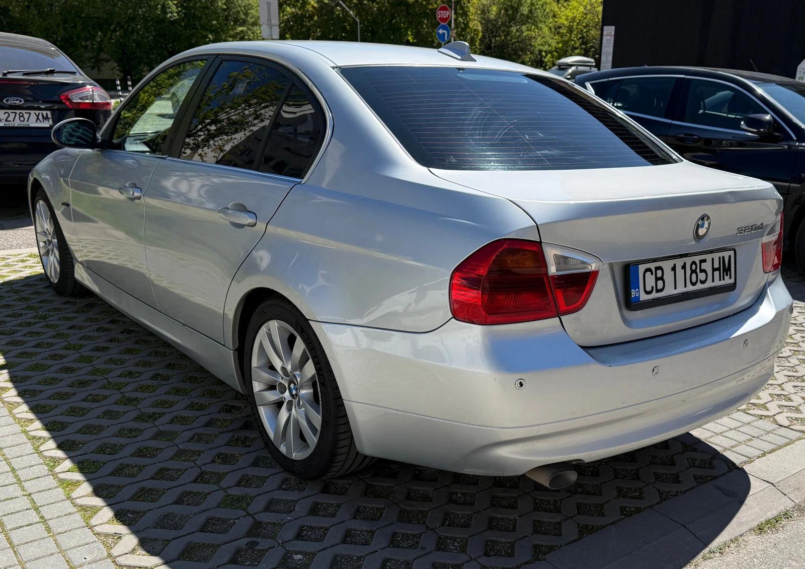 BMW 320 E90, снимка 4 - Автомобили и джипове - 54318717