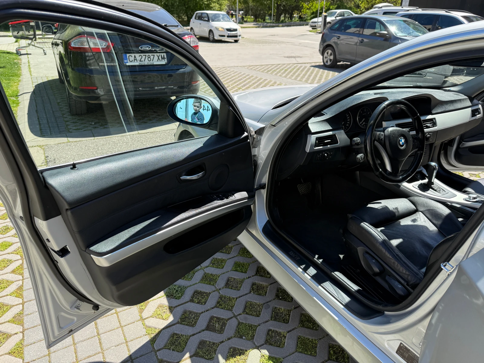 BMW 320 E90, снимка 13 - Автомобили и джипове - 54318717