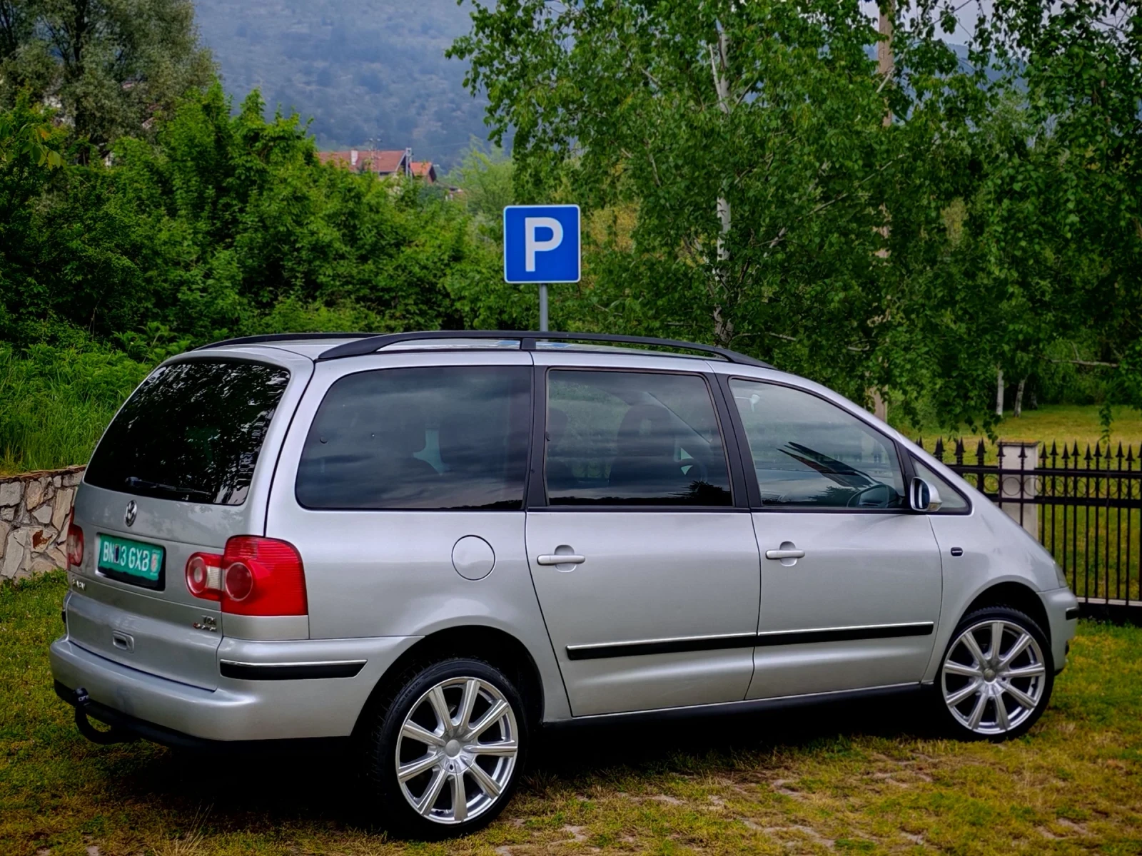 VW Sharan 1.9TDI(116)* 4Х4* 6-СКОРОСТИ* FACELIFT* НОВ ВНОС* , снимка 7 - Автомобили и джипове - 54485405