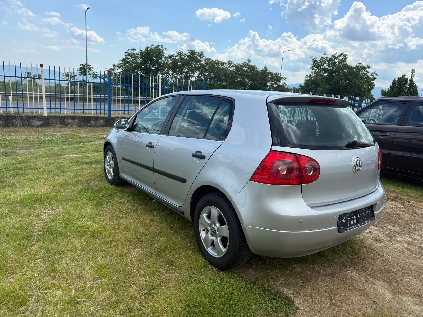 VW Golf 1.9 TDI 105к.с., снимка 6 - Автомобили и джипове - 54679475