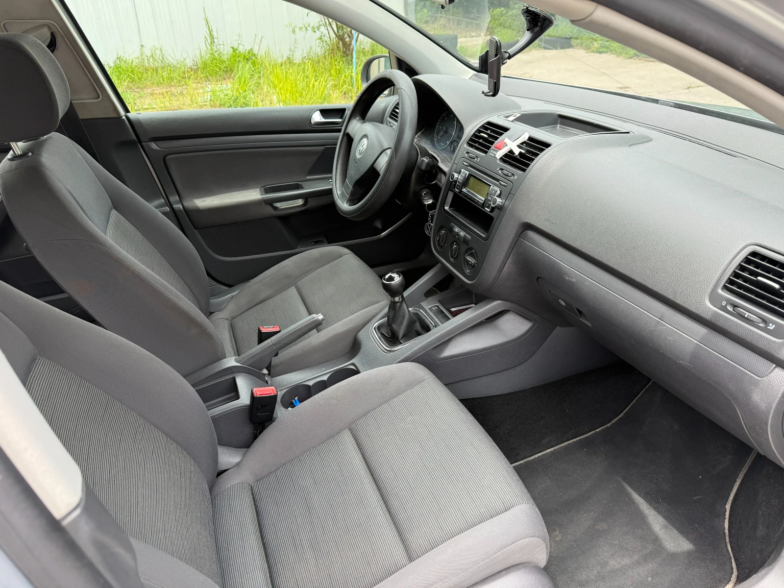 VW Golf 1.9TDI, снимка 9 - Автомобили и джипове - 54899898