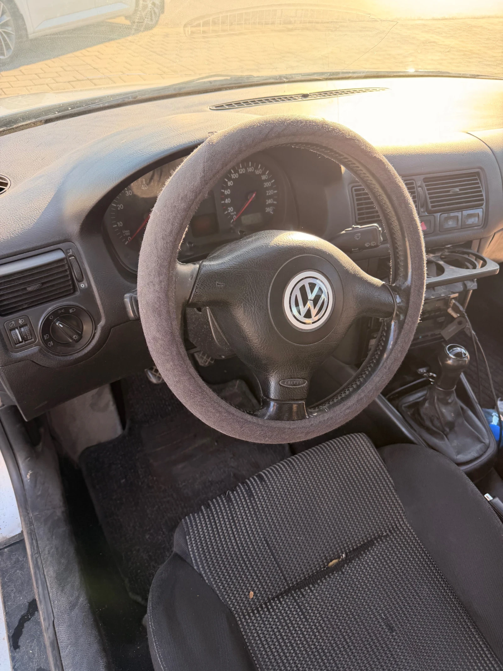 VW Golf, снимка 14 - Автомобили и джипове - 54904541