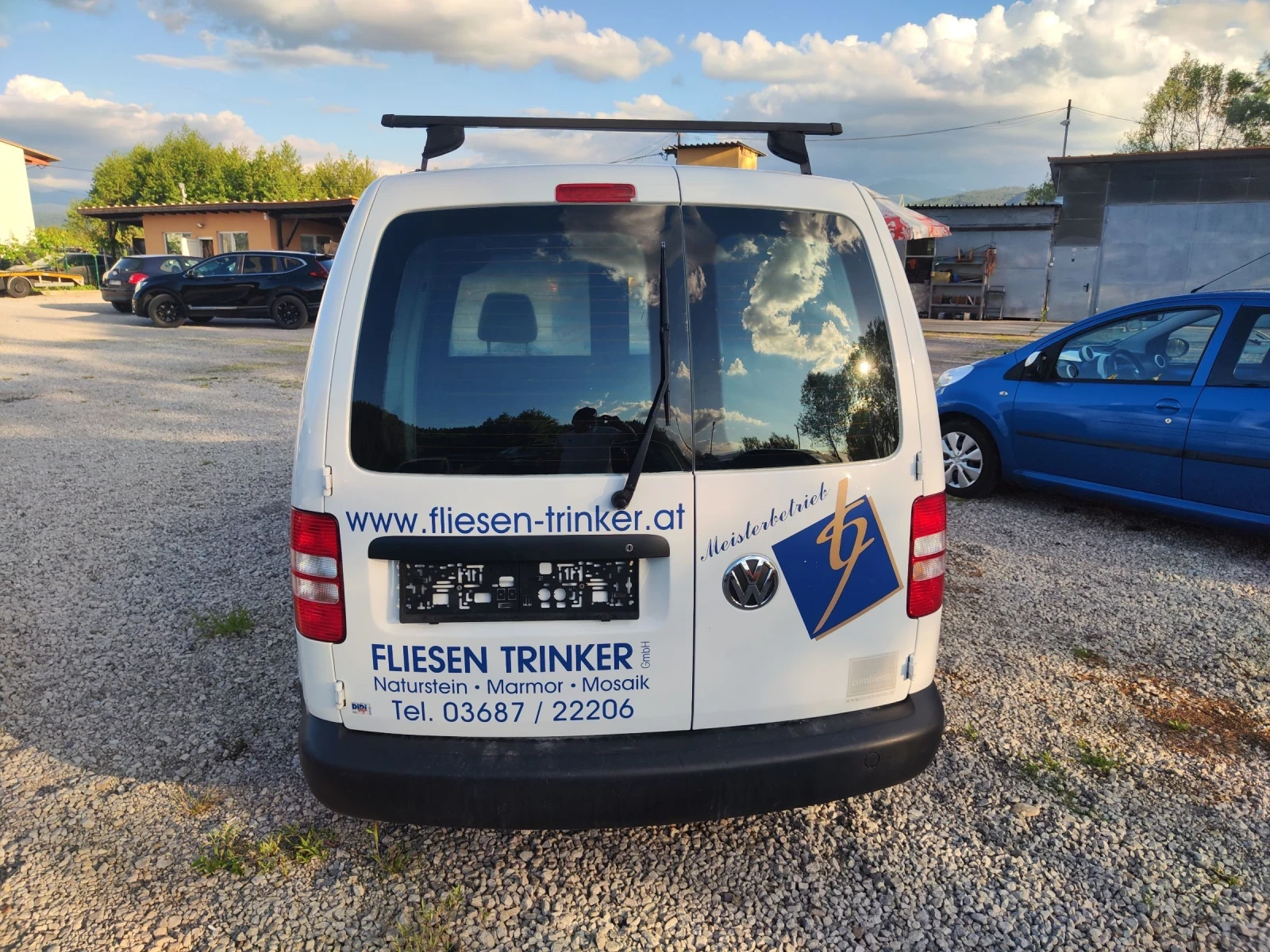 VW Caddy 1.6 TDI KLIMA 102 K, S, снимка 3 - Автомобили и джипове - 54973921