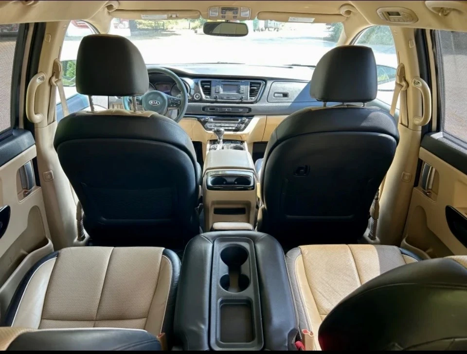 Kia Sedona Готов Лизинг 100%, снимка 10 - Автомобили и джипове - 55458347
