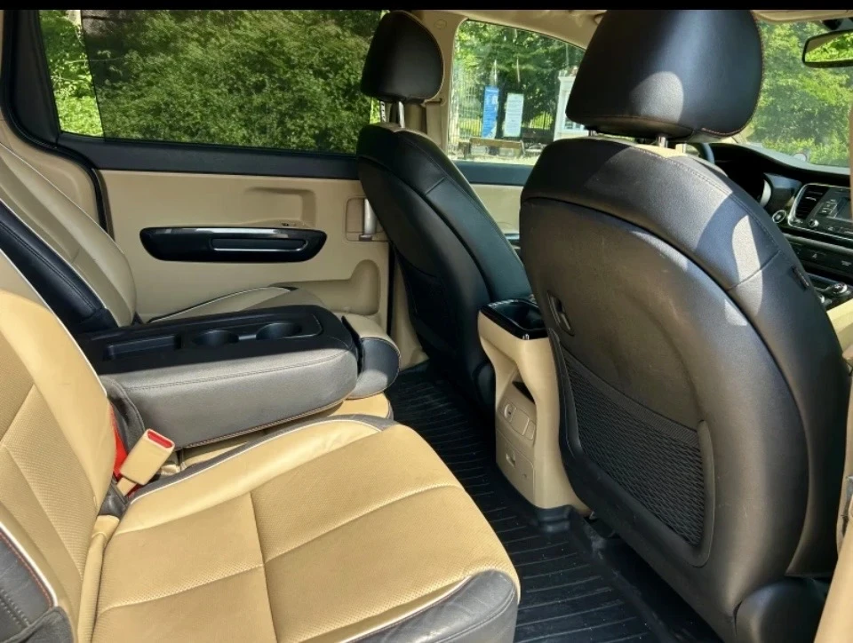 Kia Sedona Готов Лизинг 100%, снимка 13 - Автомобили и джипове - 55458347