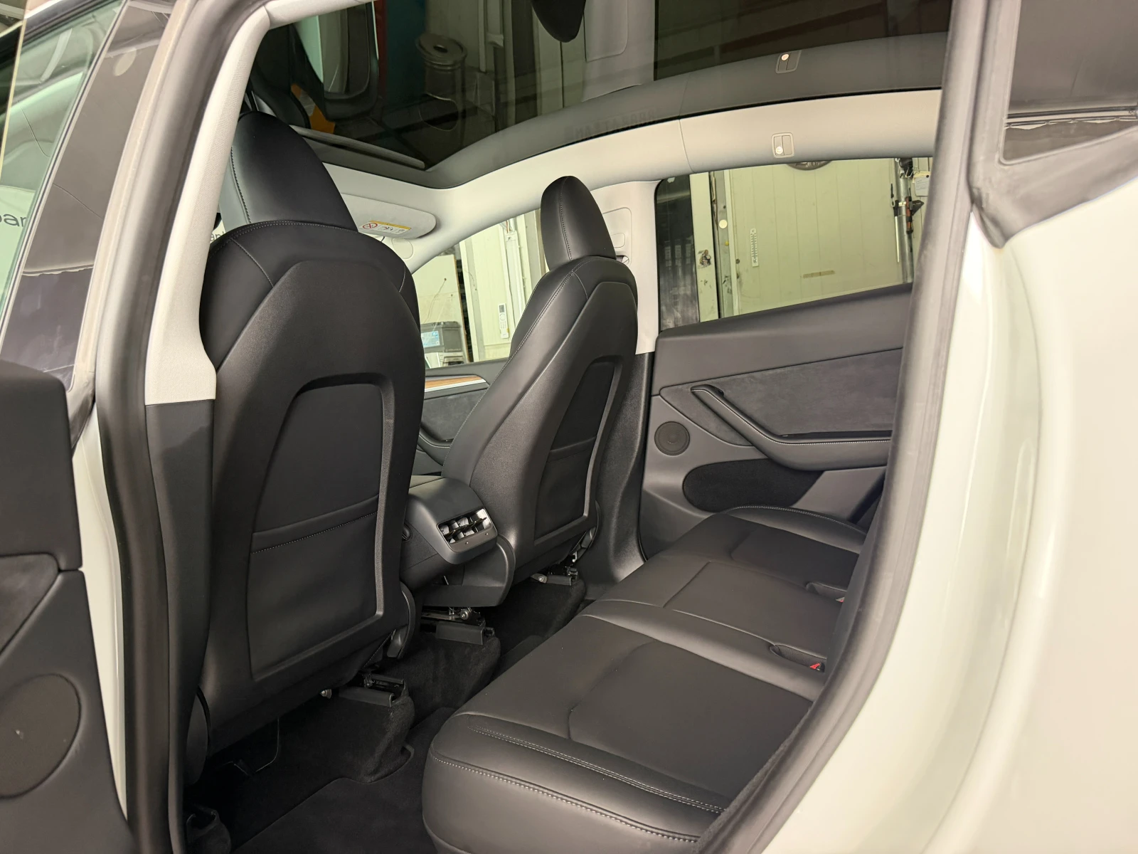 Tesla Model Y SON 9Long Range Dual Motor AWD * SON 91.8%, снимка 13 - Автомобили и джипове - 56200394