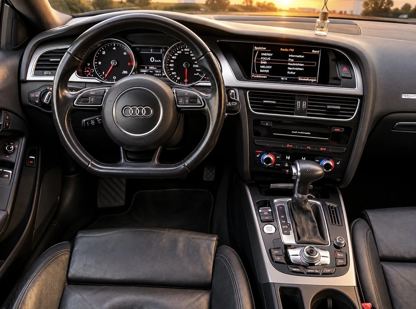 Audi A5 3.0TDI Sline, снимка 7 - Автомобили и джипове - 56524686
