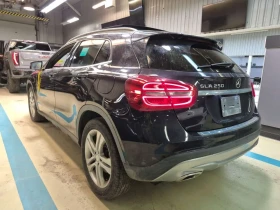 Mercedes-Benz GLA 250 * LED фарове * Панорама * Без инциденти * CARFAX *, снимка 4