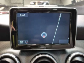 Mercedes-Benz GLA 250 * LED фарове * Панорама * Без инциденти * CARFAX *, снимка 7