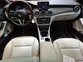 Mercedes-Benz GLA 250 * LED фарове * Панорама * Без инциденти * CARFAX *, снимка 5
