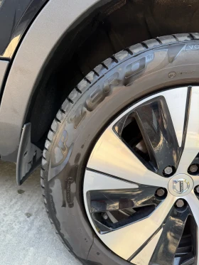 Volvo XC40, снимка 6