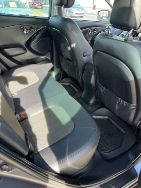 Hyundai IX35 2.0 AUTOMATIC 4X4 - 9890 € / 19343.16 лв. - 56217863 7