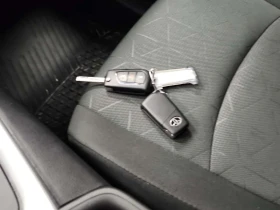 Toyota Rav4 * LE * * КАМЕРА ЗА ЗАДНО* * ПОДГРЕВ*  | Auto.bg — изображение 8