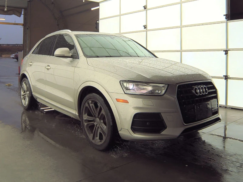 Audi Q3 PREMIUM PLUS* LANE ASSIST* PANO* HID* , снимка 4 - Автомобили и джипове - 49480217