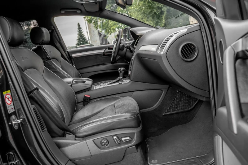 Audi Q7 3xS line, снимка 10 - Автомобили и джипове - 52265721