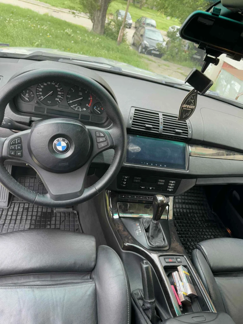 BMW X5 3.0d най - здравия мотор! full Екстри Топ състояни, снимка 13 - Автомобили и джипове - 52614737
