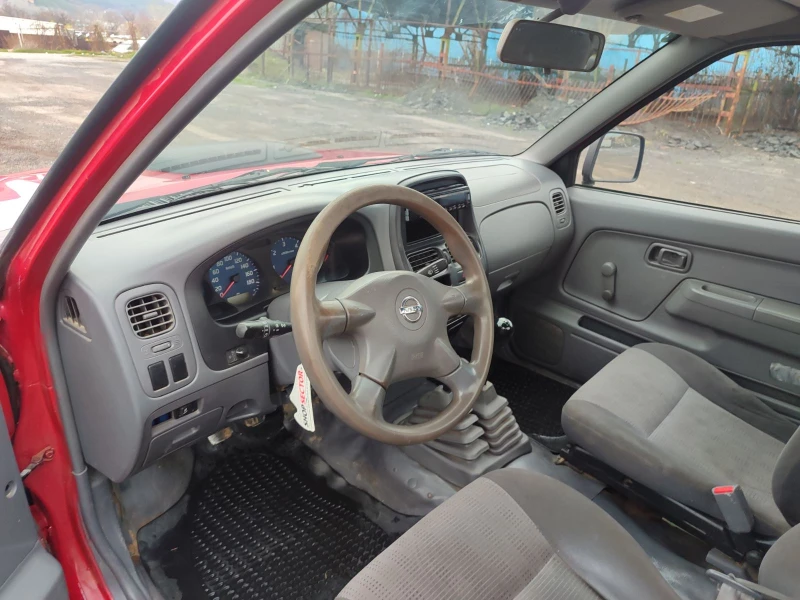 Nissan Navara NP300, снимка 11 - Автомобили и джипове - 52696735