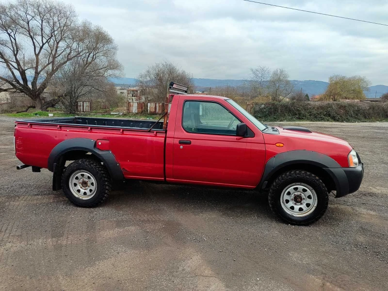 Nissan Navara NP300, снимка 2 - Автомобили и джипове - 52696735