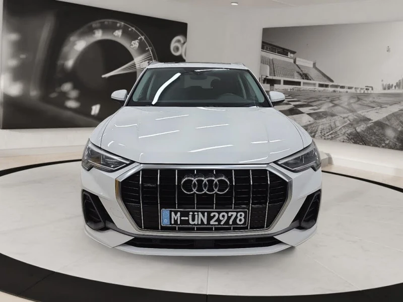Audi Q3 Progressive/45 TFSI, снимка 2 - Автомобили и джипове - 52725388