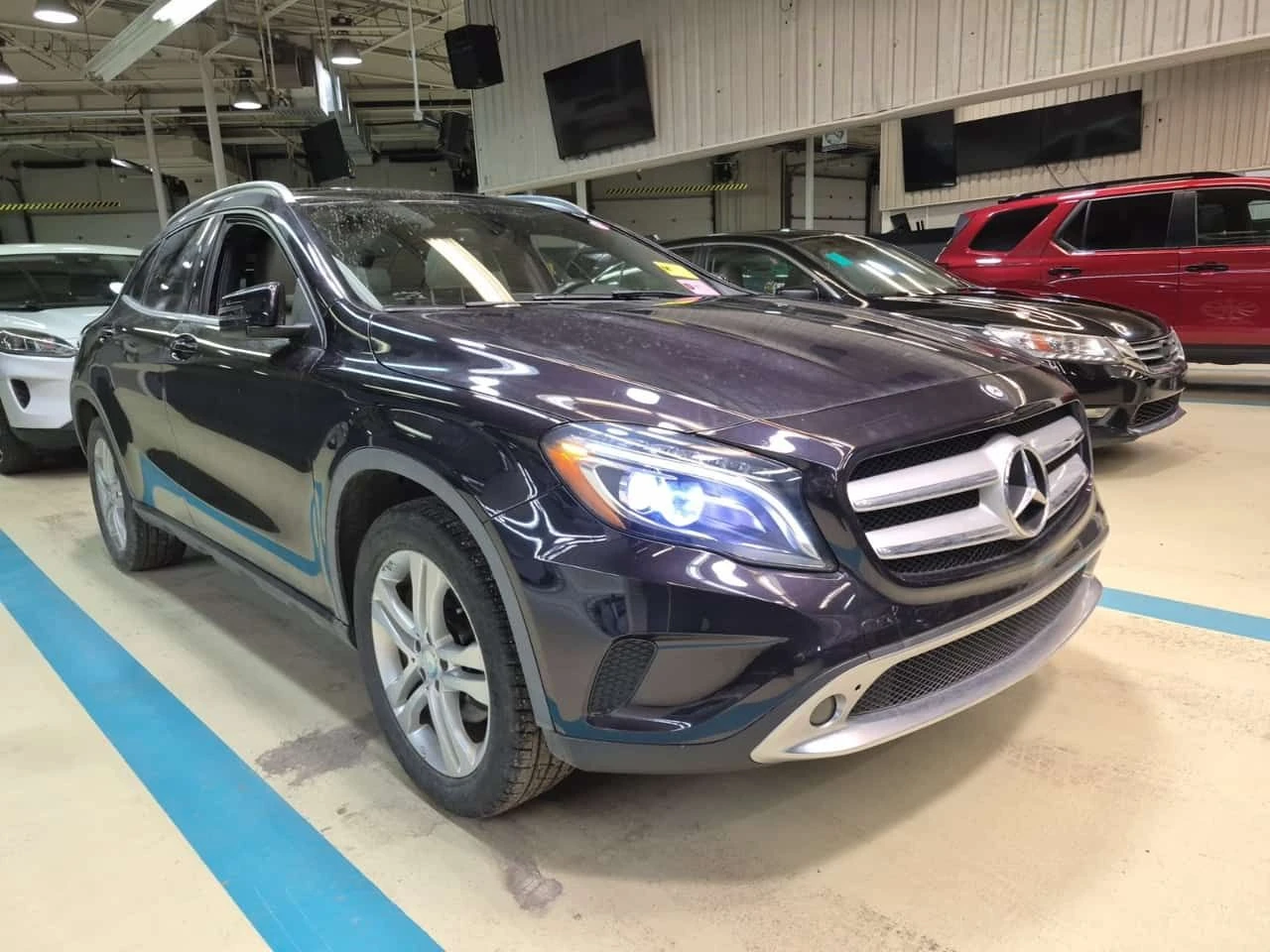 Mercedes-Benz GLA 250 * LED фарове * Панорама * Без инциденти * CARFAX *, снимка 2 - Автомобили и джипове - 53913589