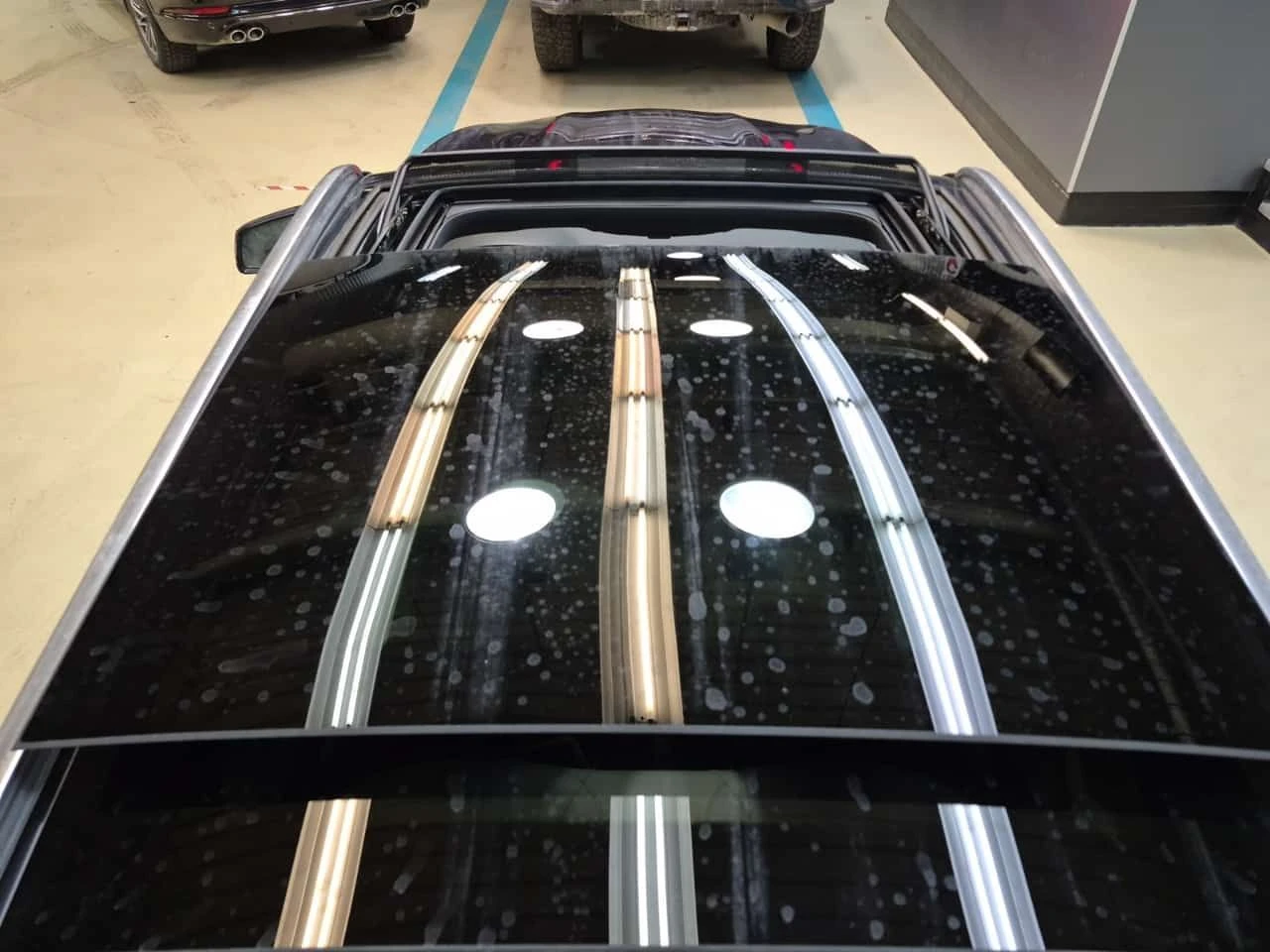 Mercedes-Benz GLA 250 * LED фарове * Панорама * Без инциденти * CARFAX *, снимка 12 - Автомобили и джипове - 53913589