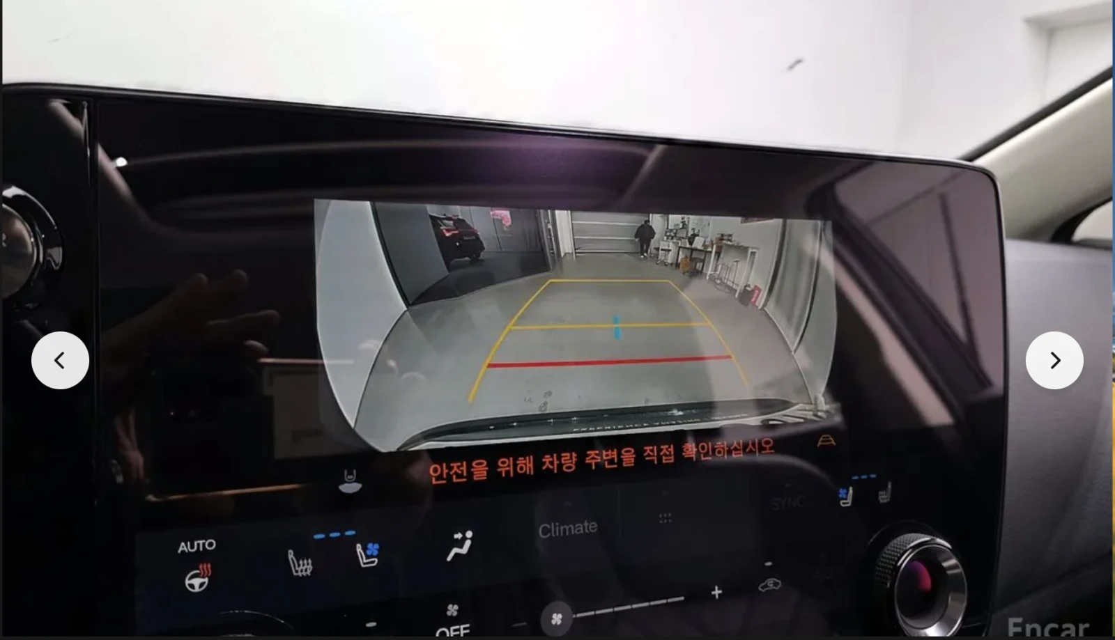 Lexus NX 350h PREMIUM* ПОДГРЕВ* ОБДУХВАНЕ* 360КАМЕРА* LANE* ASSI, снимка 10 - Автомобили и джипове - 54156479