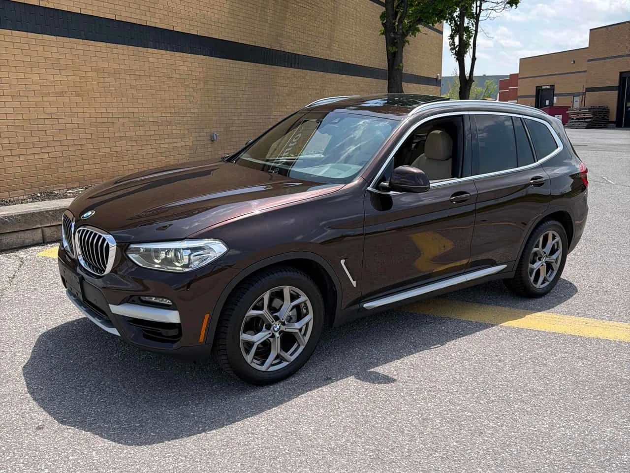 BMW X3 XDRIVE* ДИГИТАКЕН КИЛОМЕТРАЖ* ПАНОРАМА* ДВА КЛЮЧА*, снимка 4 - Автомобили и джипове - 54630526