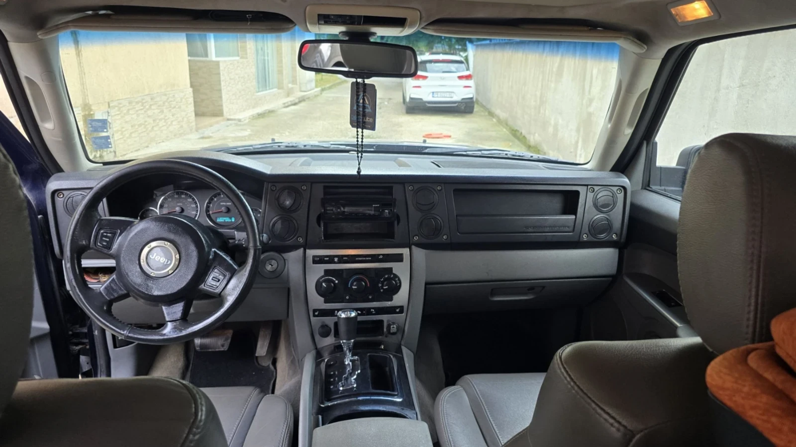 Jeep Commander, снимка 14 - Автомобили и джипове - 54654463
