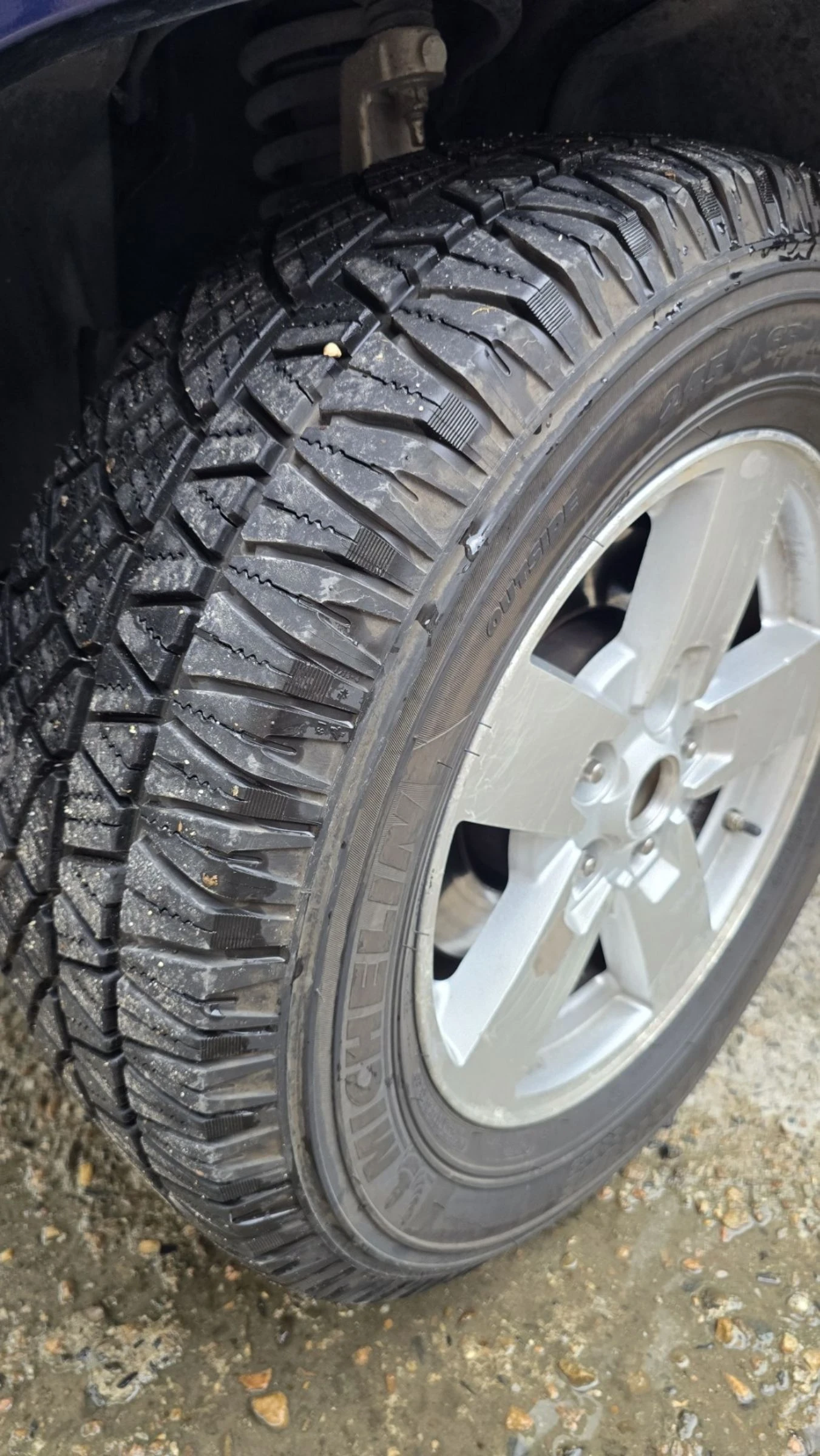 Jeep Commander, снимка 9 - Автомобили и джипове - 54654463