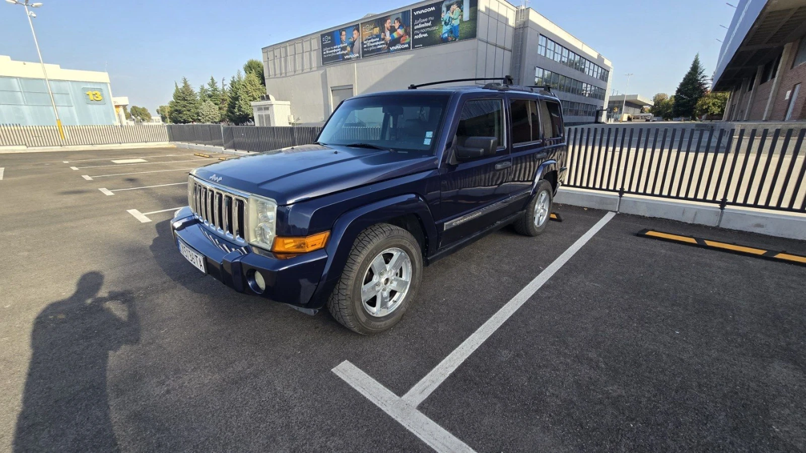 Jeep Commander, снимка 2 - Автомобили и джипове - 55379985