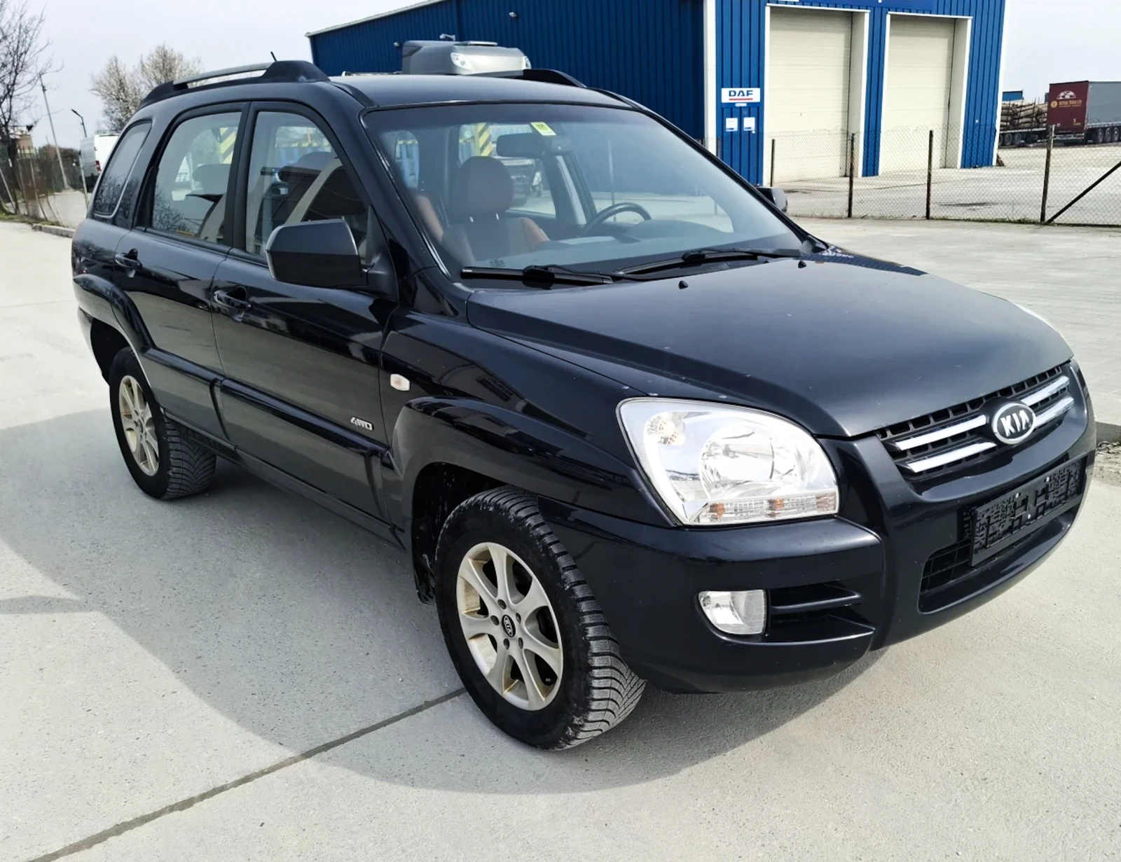 Kia Sportage 2.0 CRDi , снимка 3 - Автомобили и джипове - 54805332