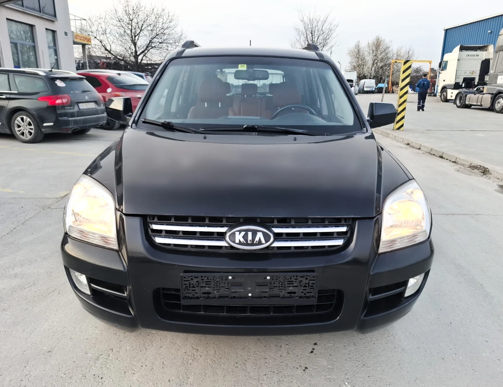 Kia Sportage 2.0 CRDi , снимка 2 - Автомобили и джипове - 54805332
