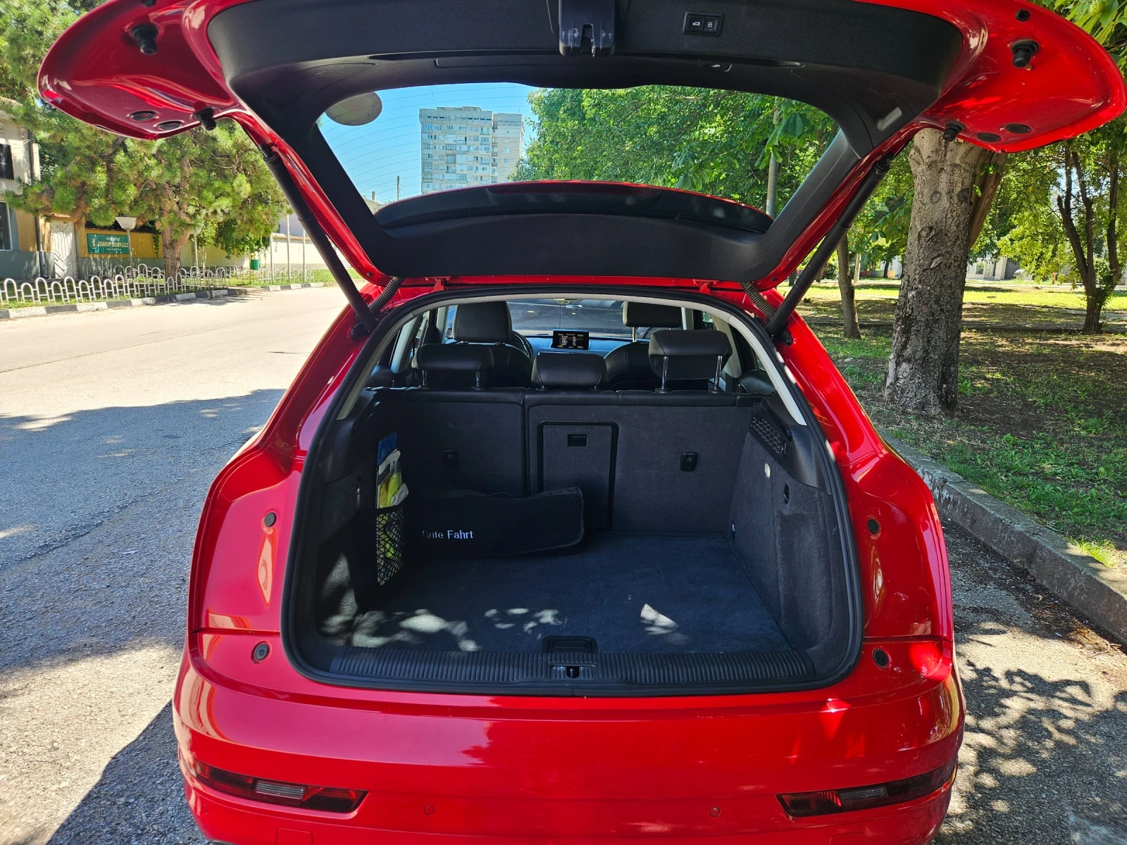 Audi Q3, снимка 6 - Автомобили и джипове - 55422421