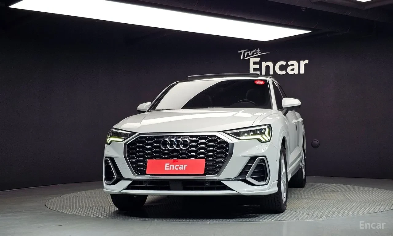 Audi Q3 Sportback 35 TDI Premium Sportback, снимка 4 - Автомобили и джипове - 55561508