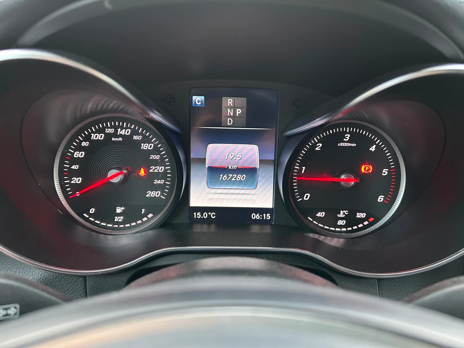 Mercedes-Benz GLC 250, снимка 12 - Автомобили и джипове - 55750308