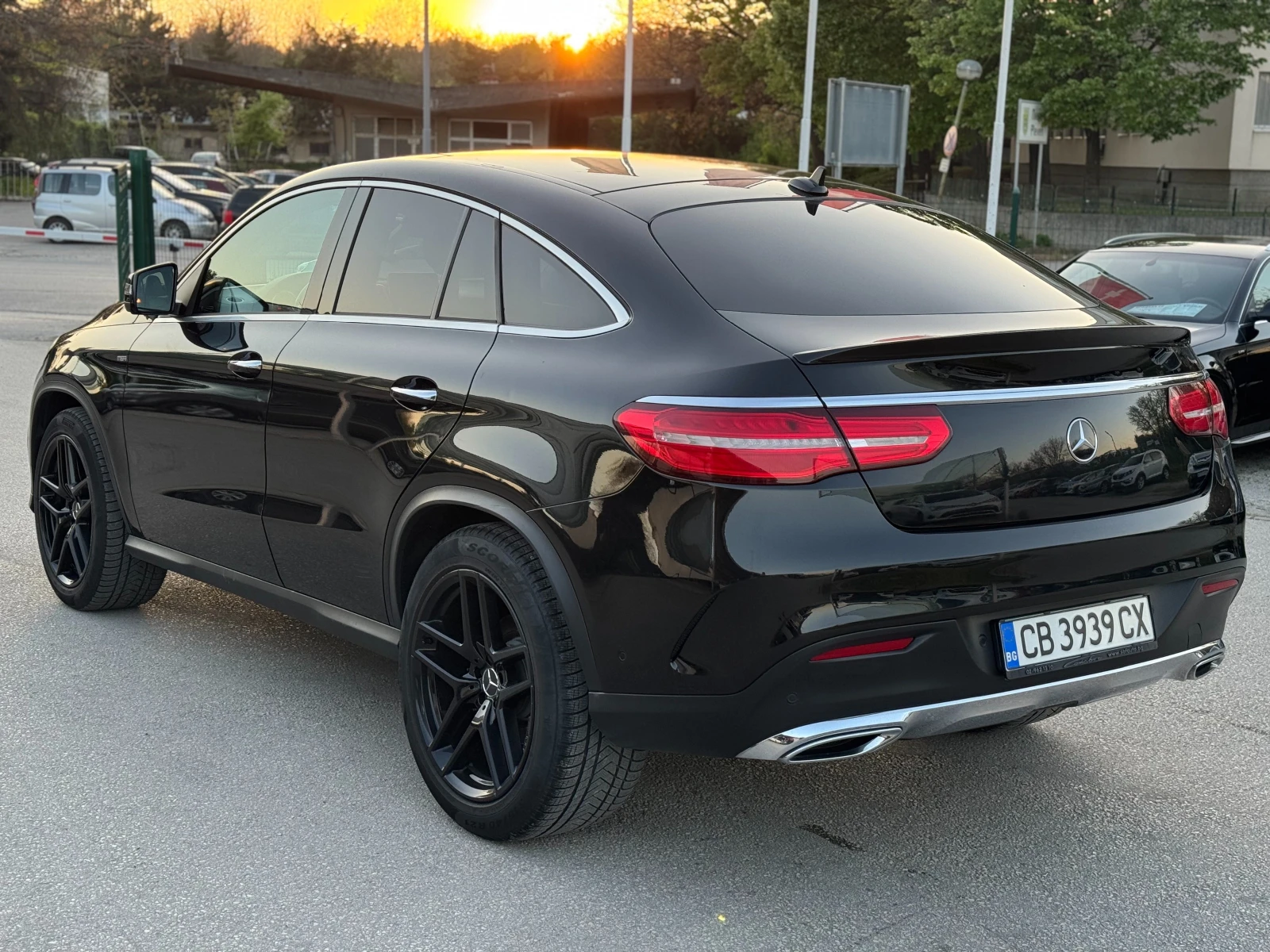 Mercedes-Benz GLE 350 ORIGINAL AMG PACKAGE, снимка 5 - Автомобили и джипове - 56740455