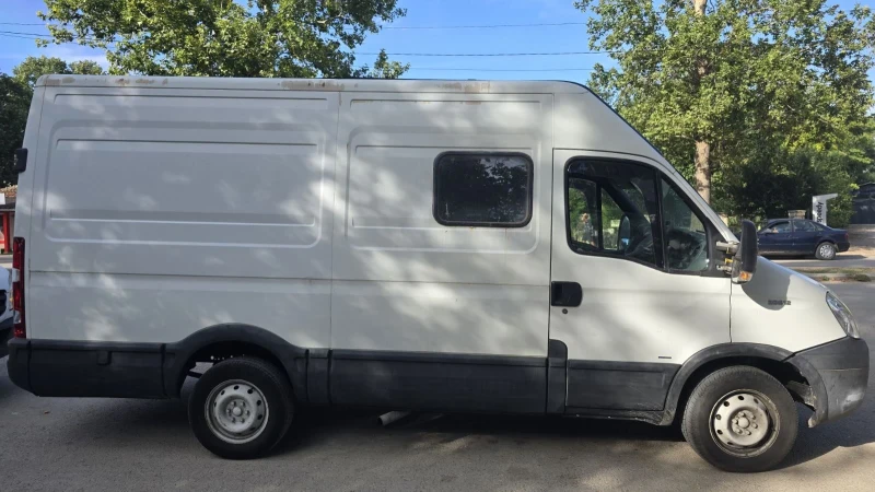 Iveco Daily, снимка 16 - Бусове и автобуси - 52796914