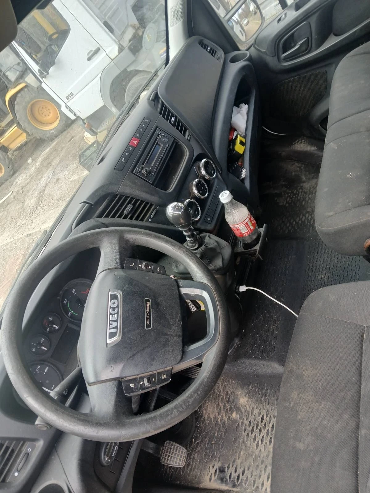 Iveco Daily, снимка 5 - Бусове и автобуси - 54289620