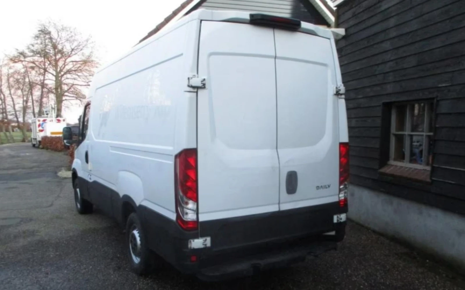 Iveco Daily Хладилен , снимка 4 - Бусове и автобуси - 53895389