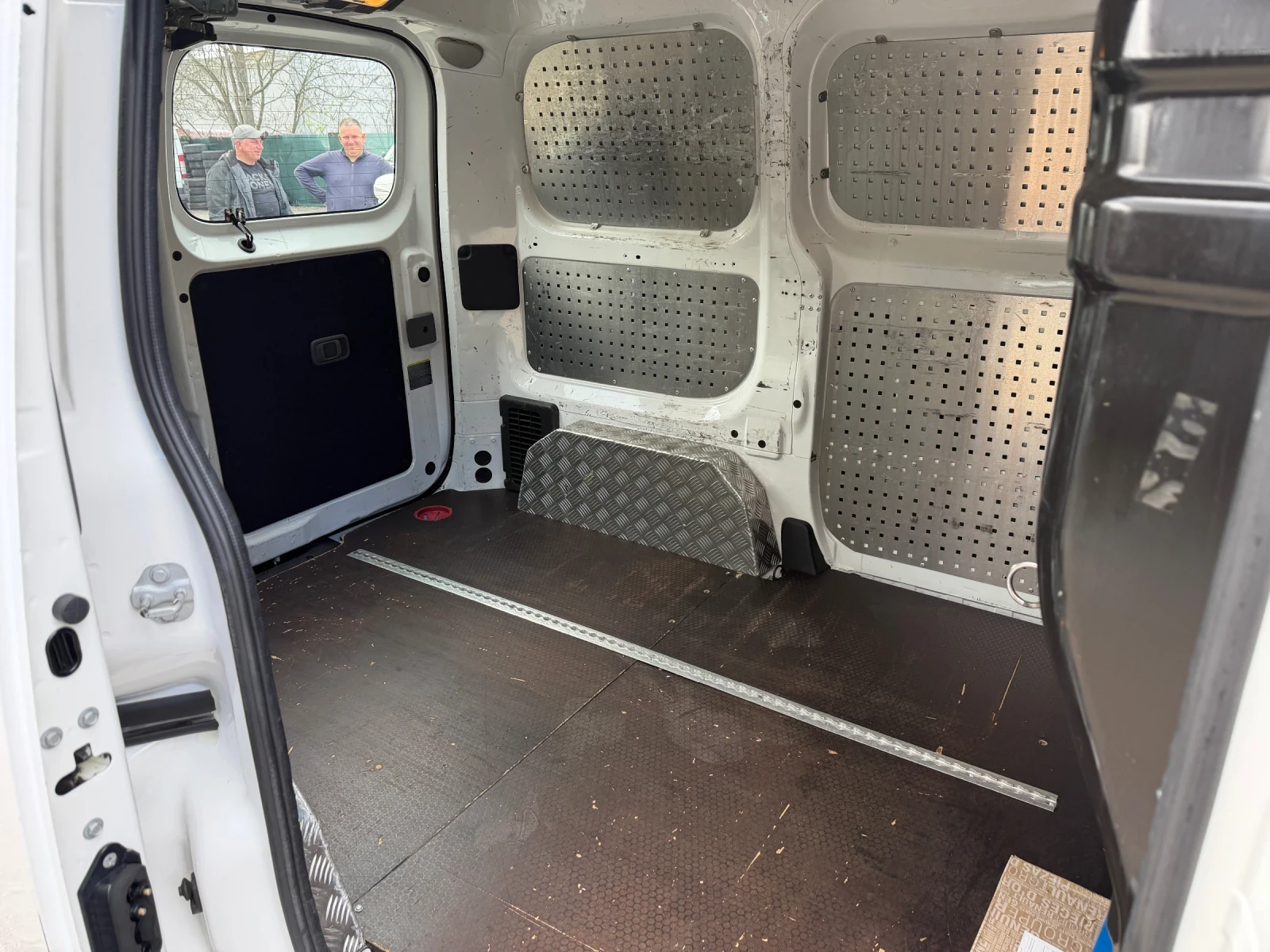 Nissan NV200 1.5DCI* , снимка 8 - Бусове и автобуси - 54069738