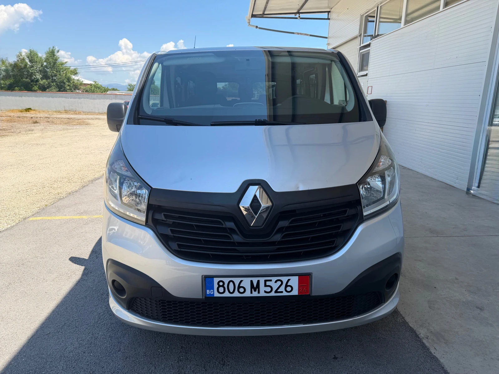 Renault Trafic ДИЗЕЛ EURO6, снимка 2 - Бусове и автобуси - 54877247